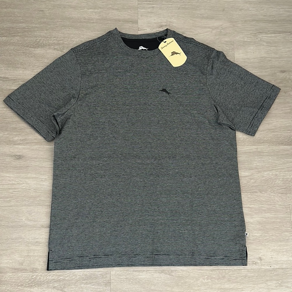 Tommy Bahama black white stripe tshirt Small